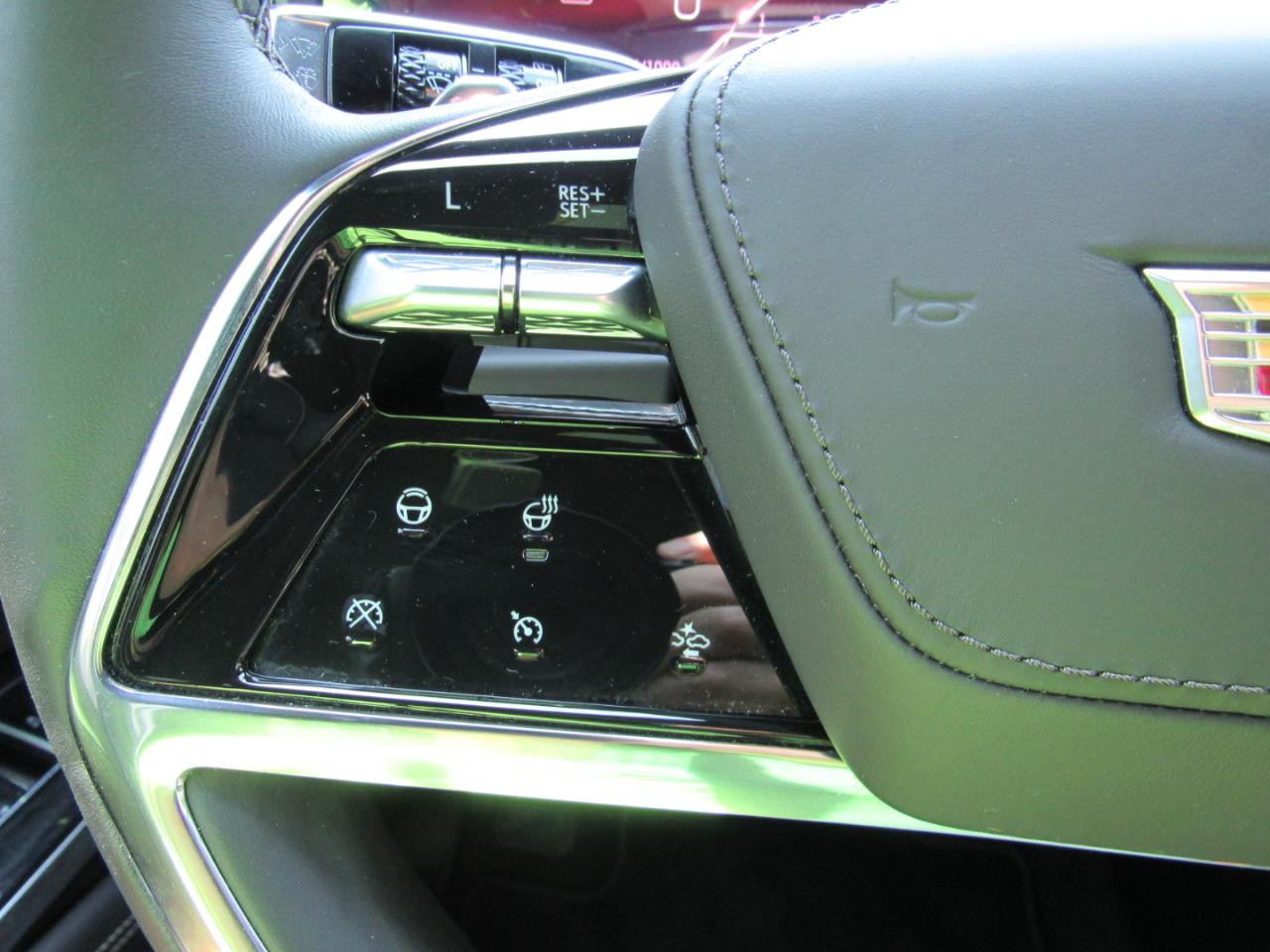 Cadillac Escalade Sport Platinum AWD 2026