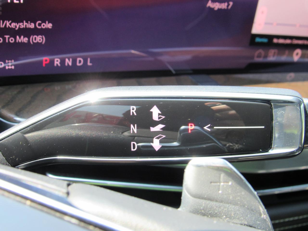 Cadillac Escalade Sport Platinum AWD 2026