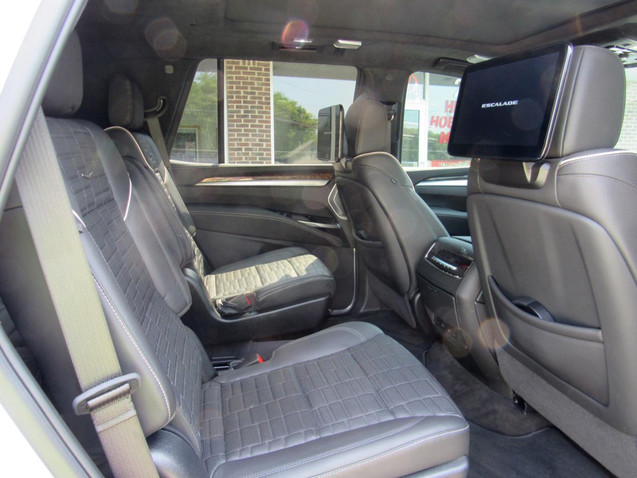 Cadillac Escalade Sport Platinum AWD 2026