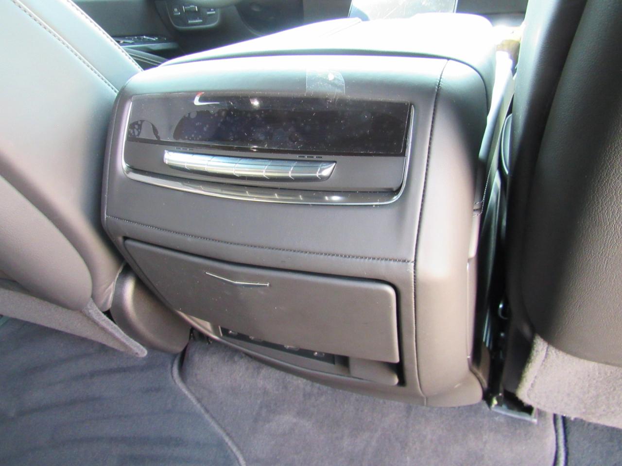 Cadillac Escalade Sport Platinum AWD 2026