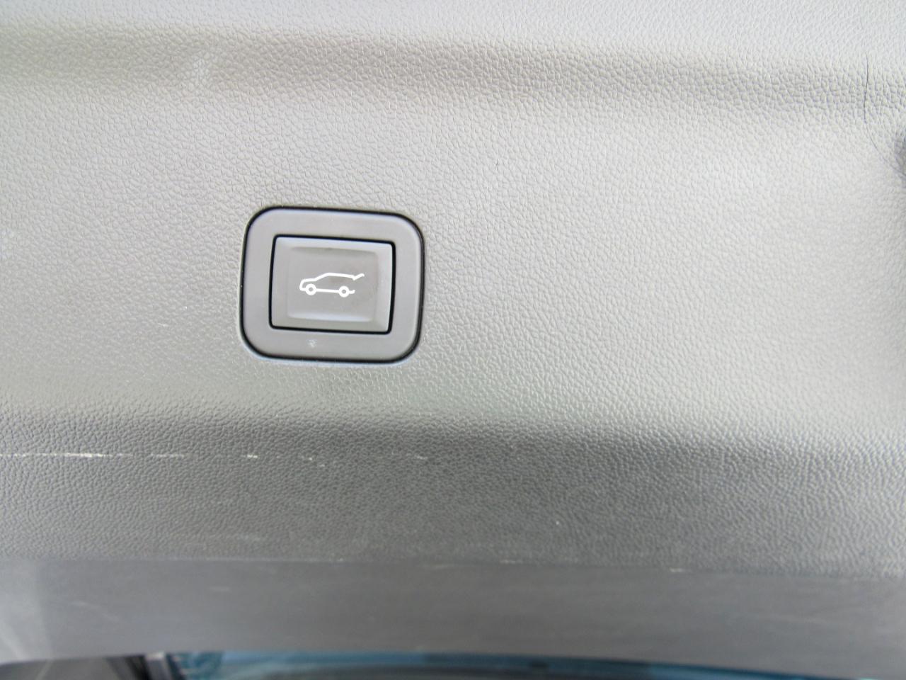 Cadillac Escalade Sport Platinum AWD 2026