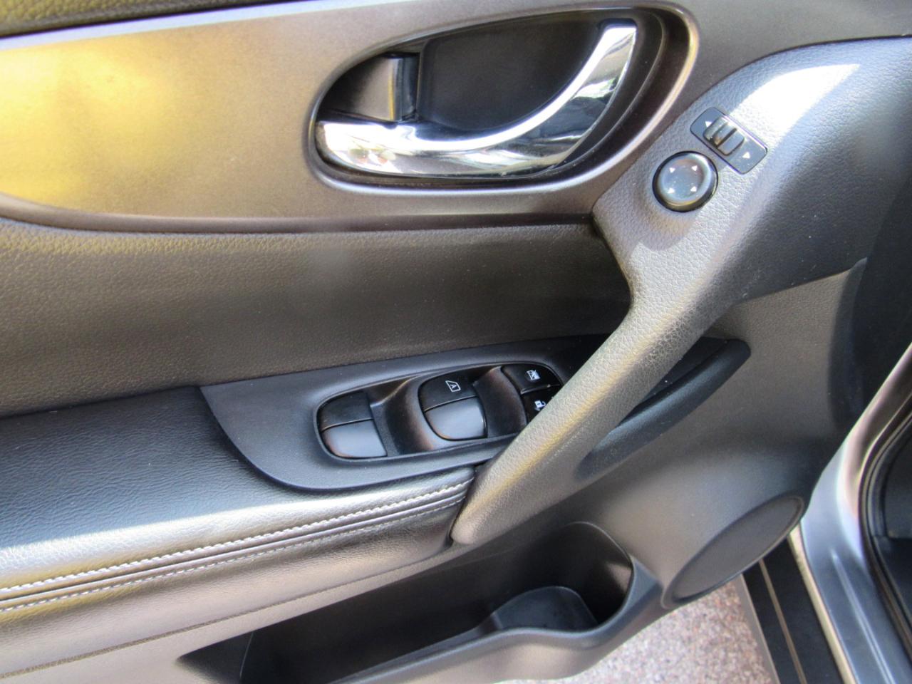 Nissan Rogue S AWD 2015