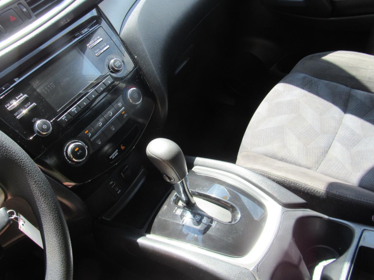 Nissan Rogue S AWD 2015
