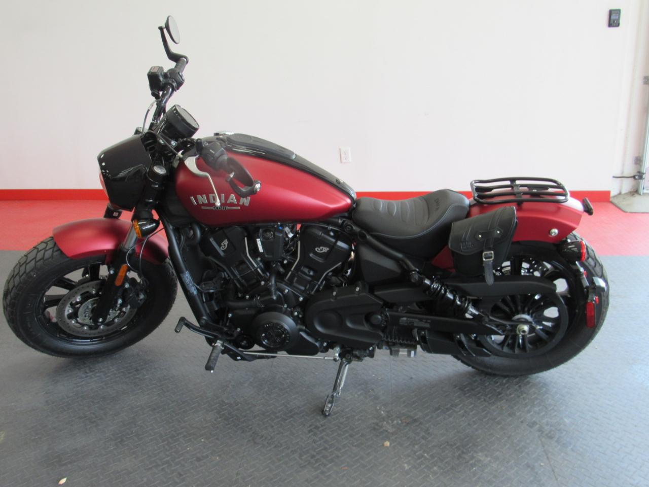 2025 Indian Scout Bobber 
