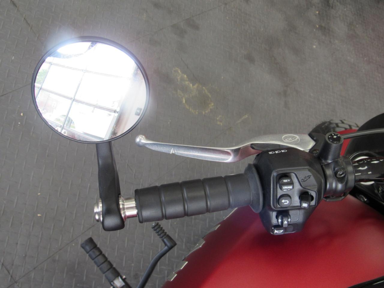 Indian Scout Bobber  2025