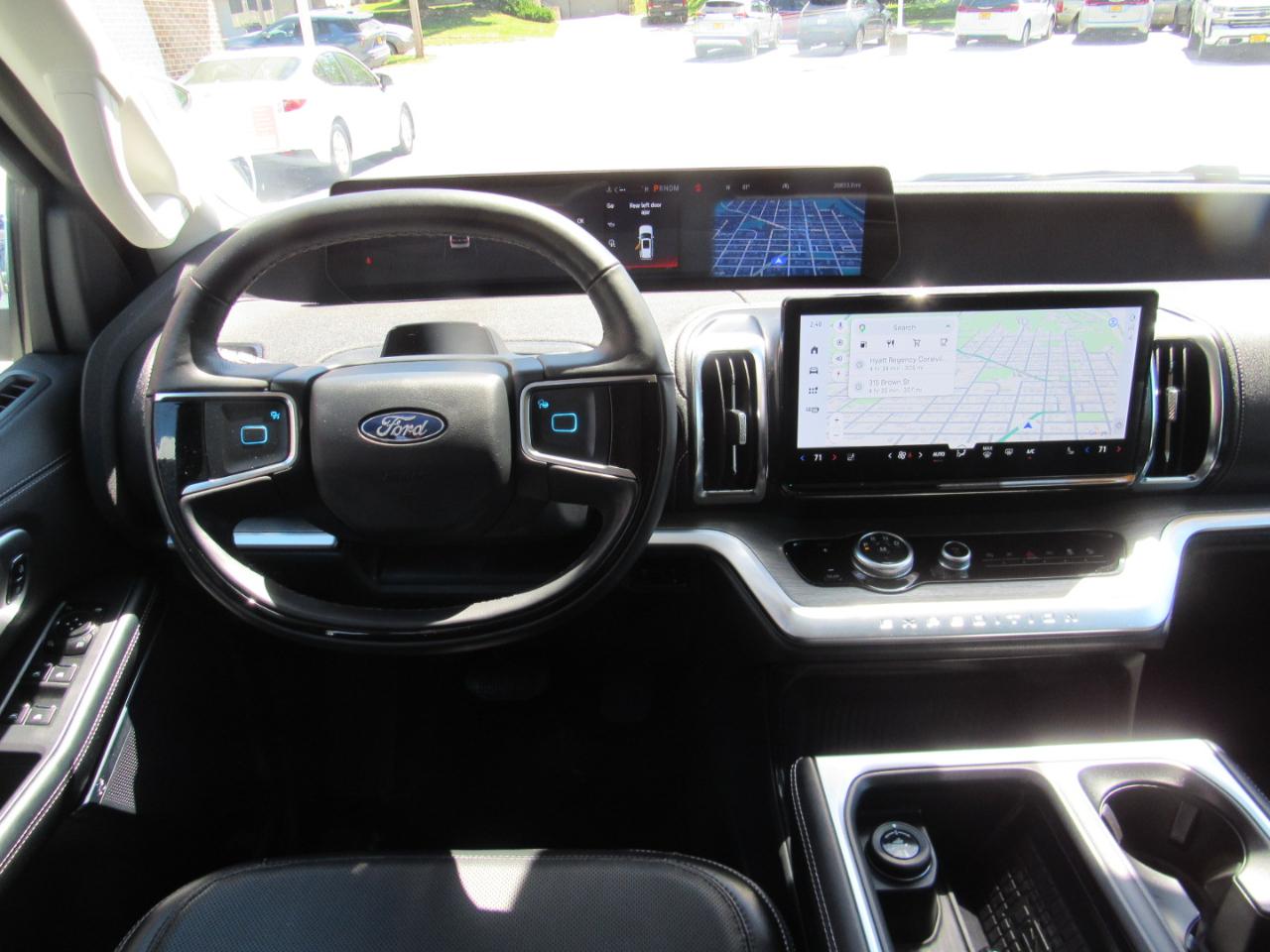 Ford Expedition Max Platinum 4x4 2025