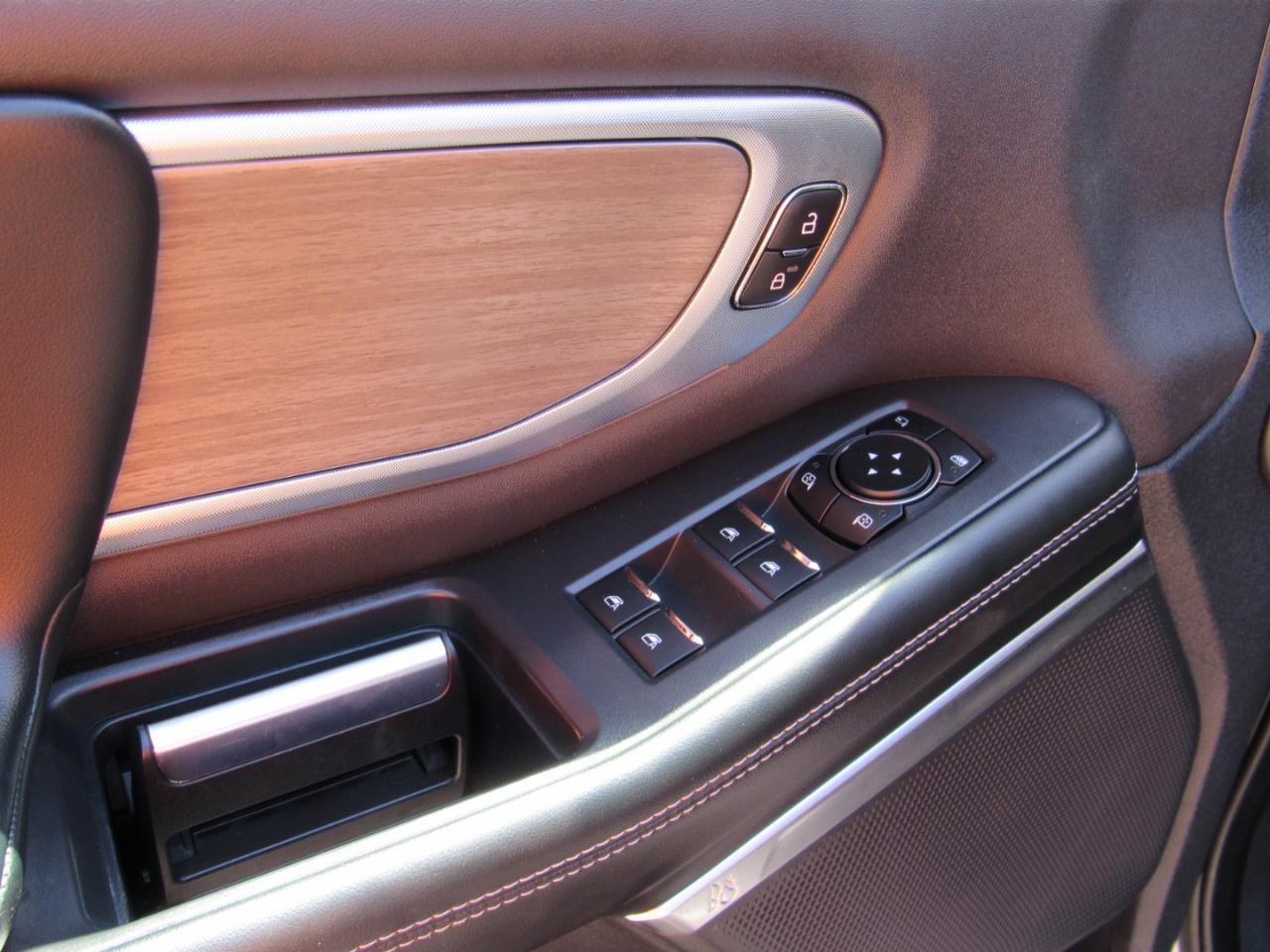 Ford Expedition Max Platinum 4x4 2025