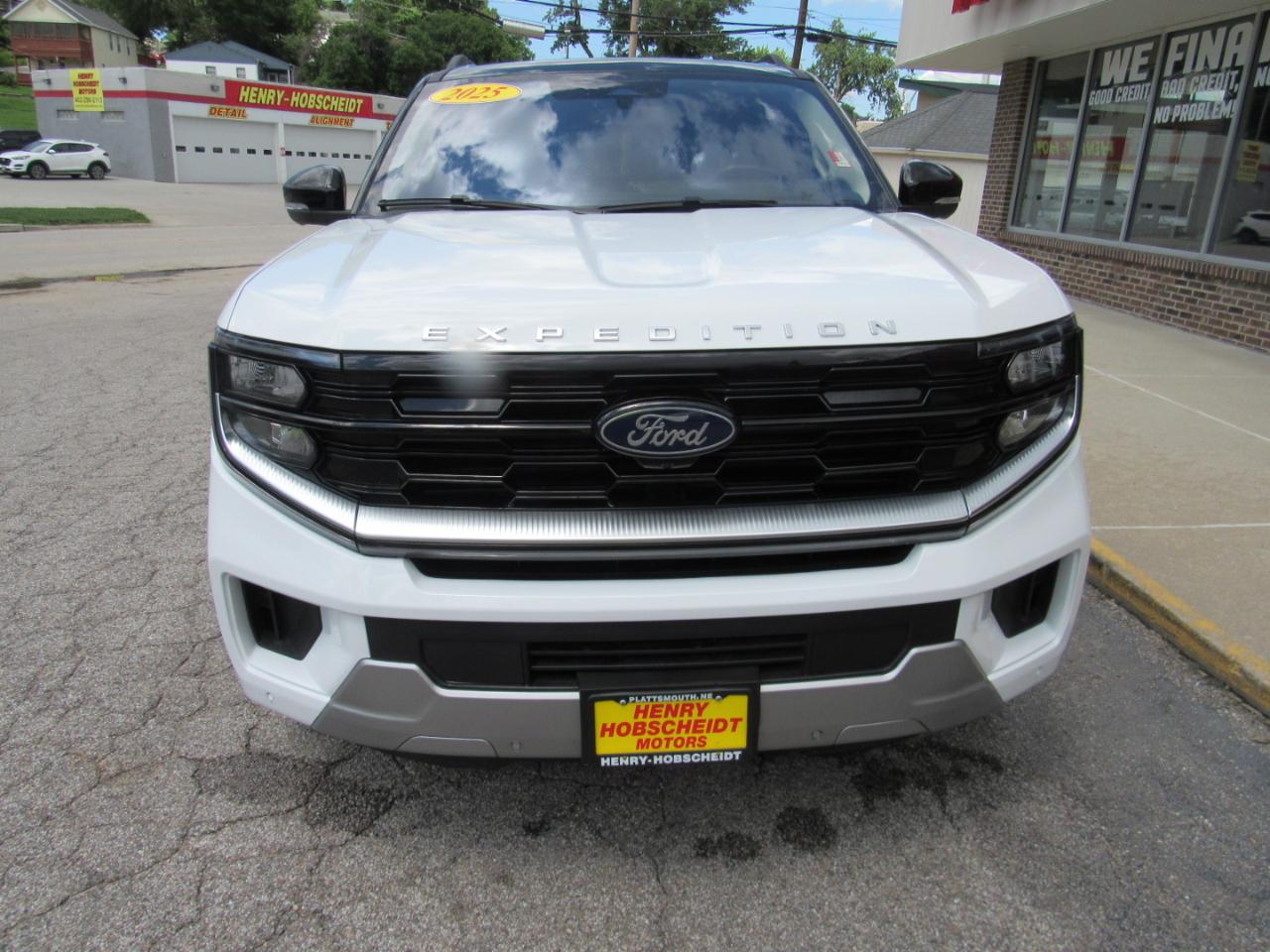 Ford Expedition Max Platinum 4x4 2025