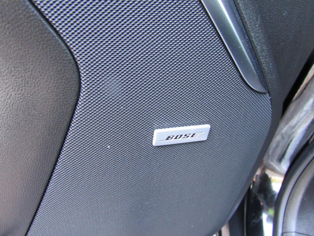 GMC Yukon XL Denali 4WD 2025