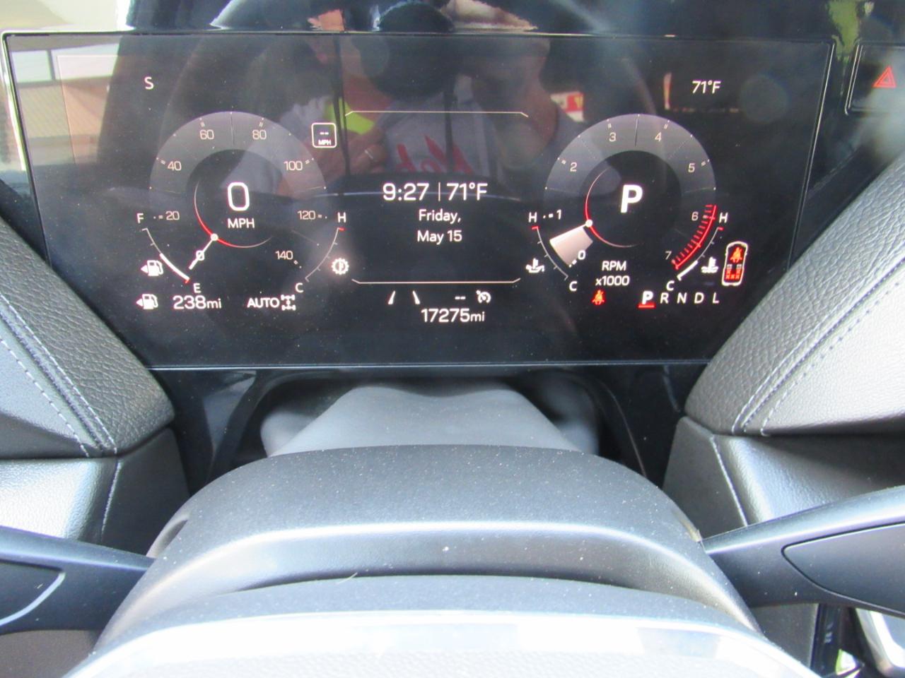 GMC Yukon XL Denali 4WD 2025