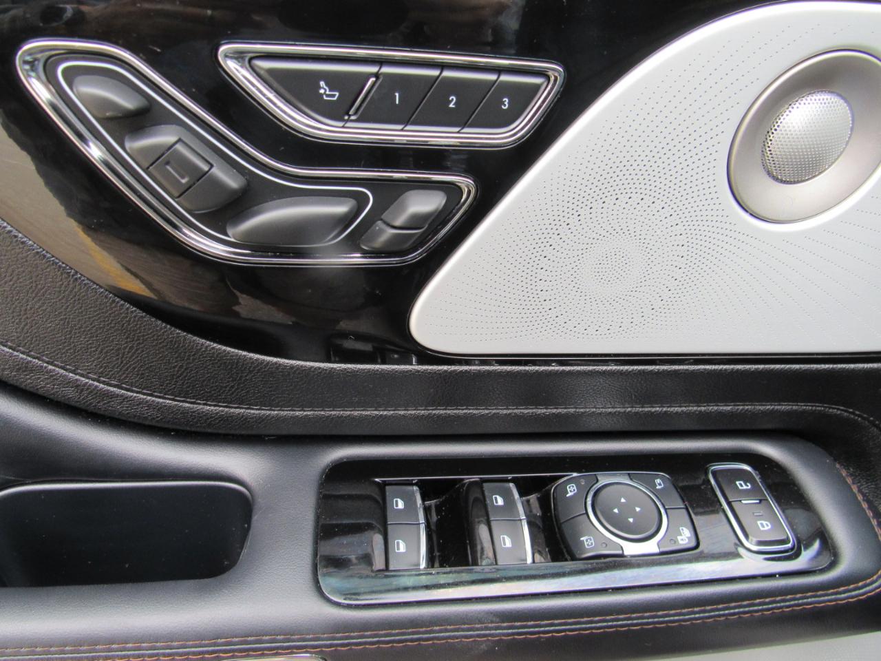 Lincoln Aviator Reserve AWD 2023