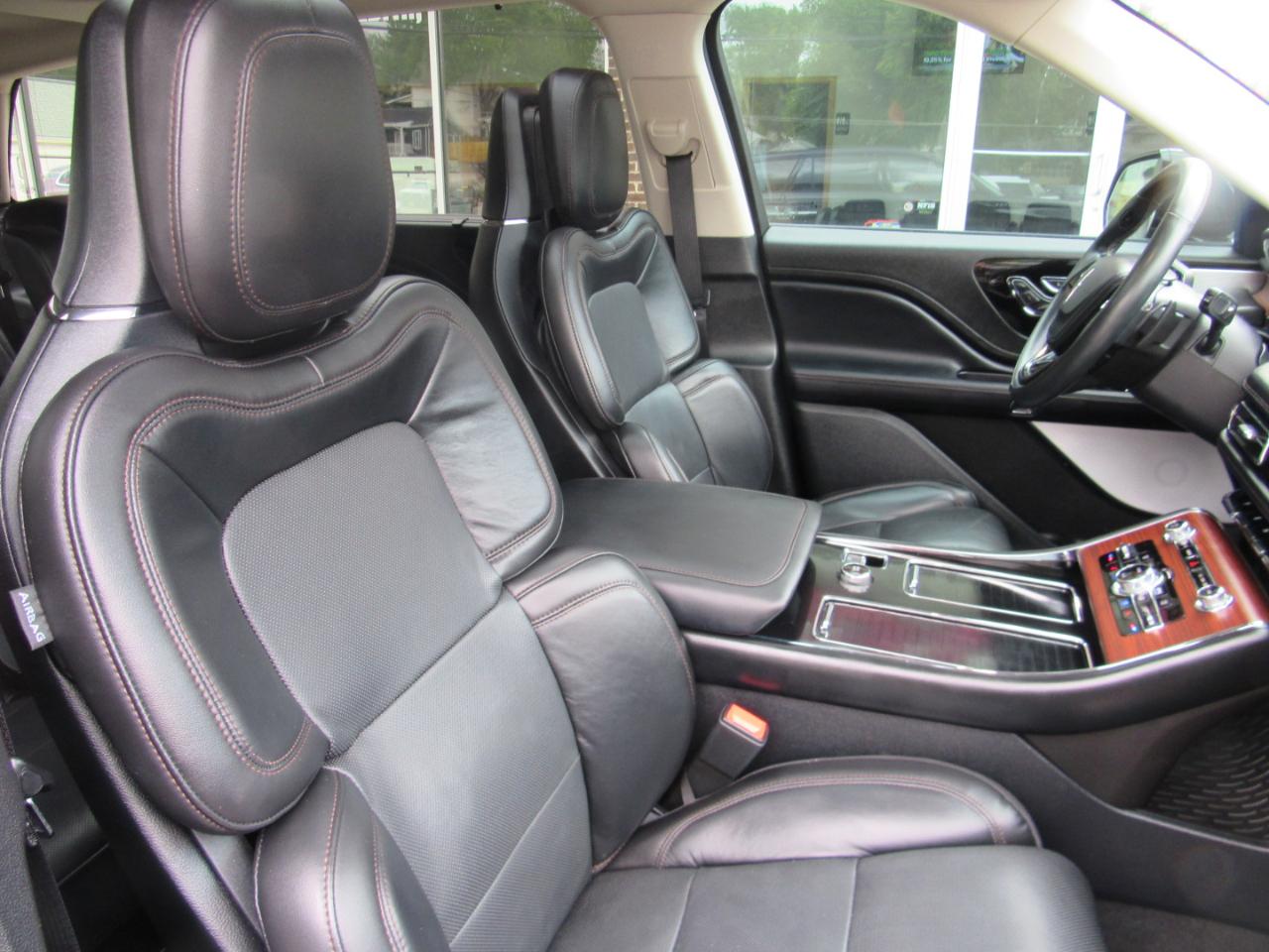 Lincoln Aviator Reserve AWD 2023