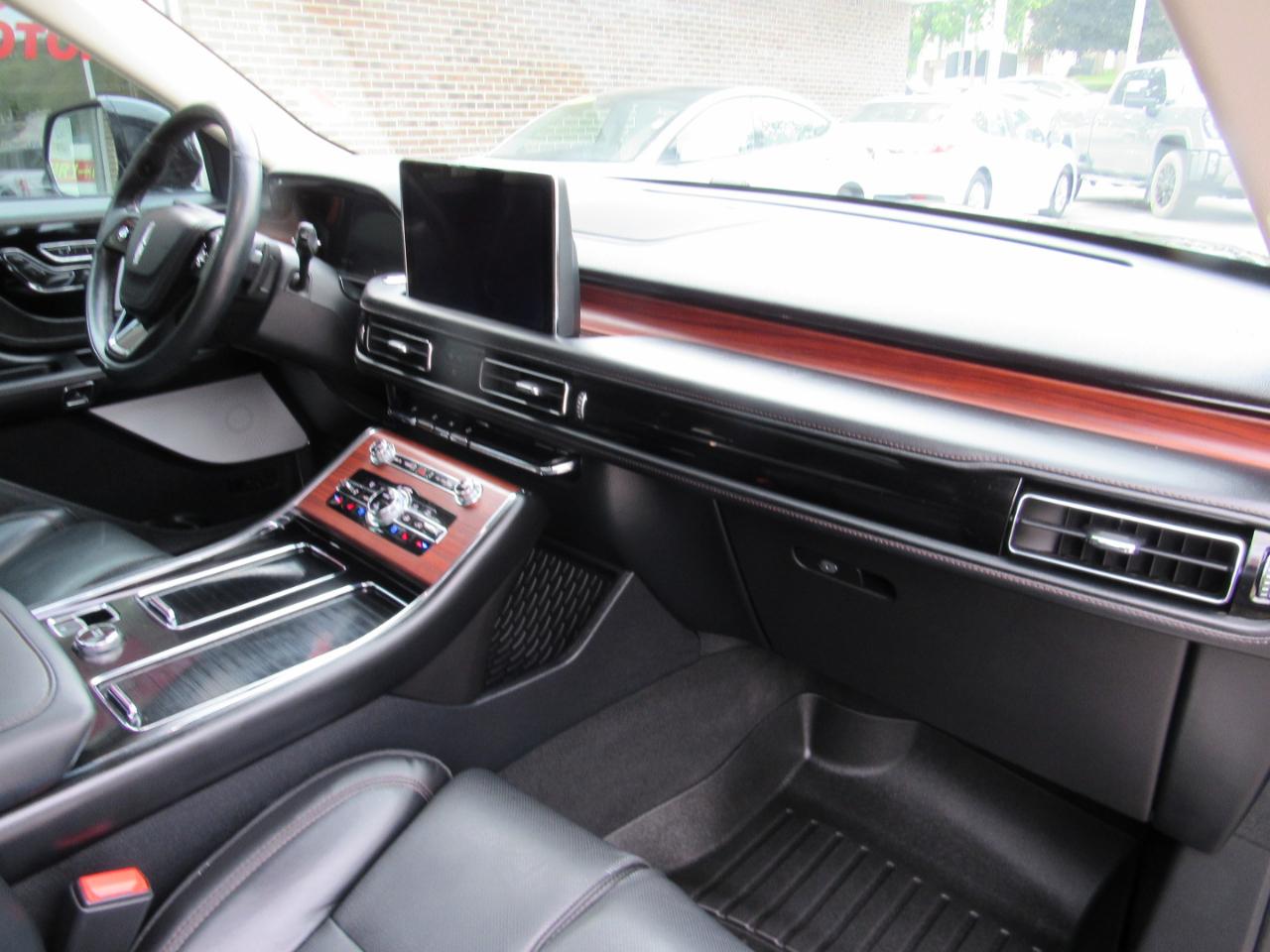 Lincoln Aviator Reserve AWD 2023