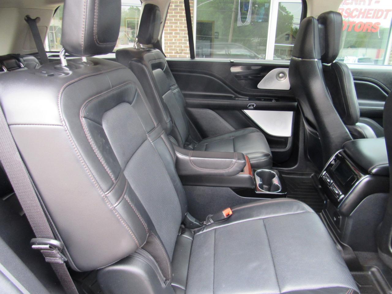 Lincoln Aviator Reserve AWD 2023