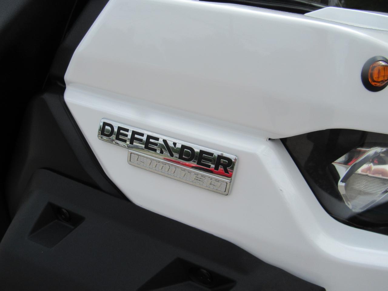 Can-Am Defender Limited Cab HD10  2021