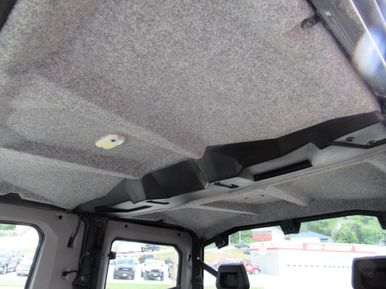Can-Am Defender Limited Cab HD10  2021