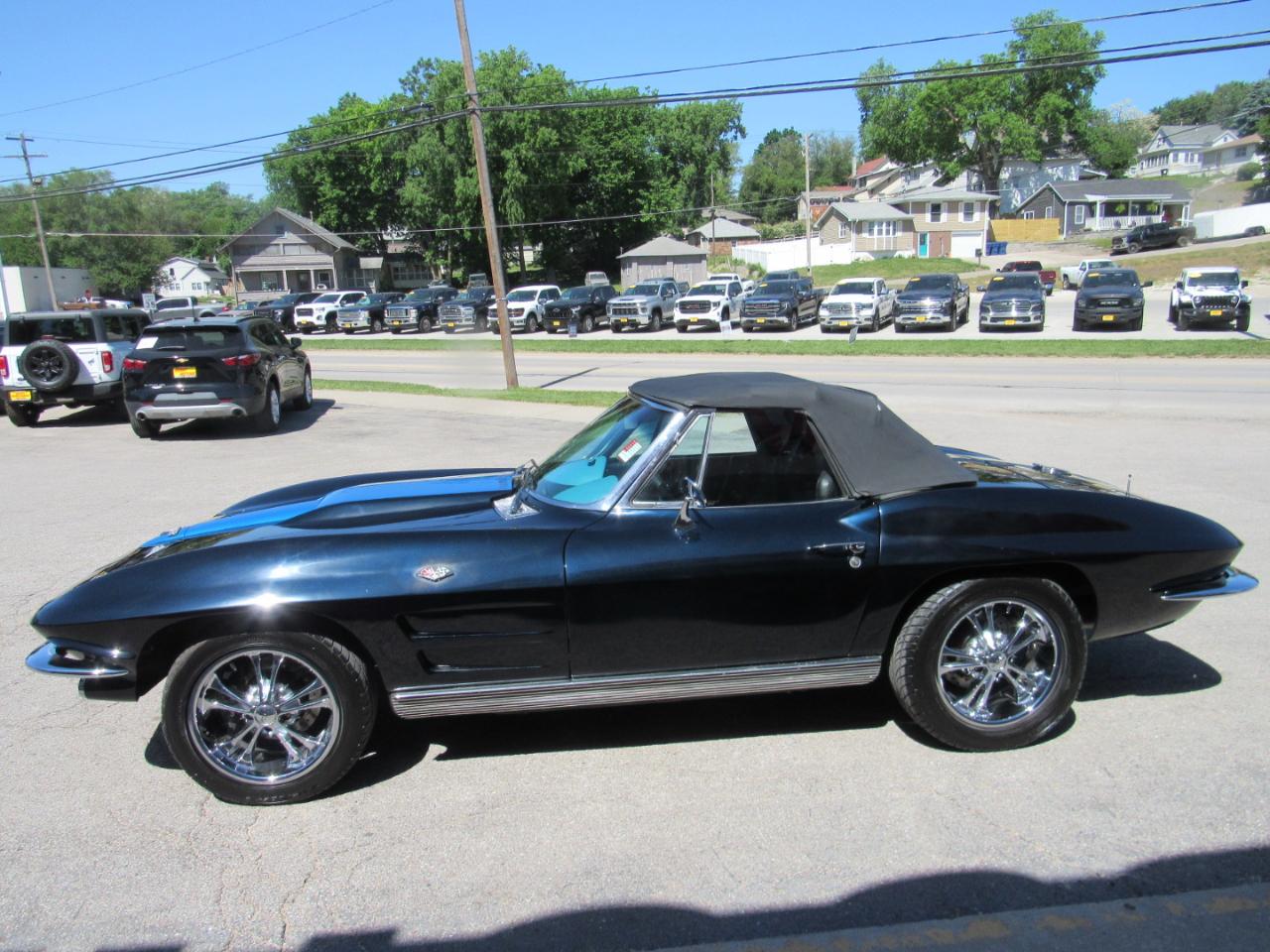 Chevrolet Corvette Stingray Convertible  1963