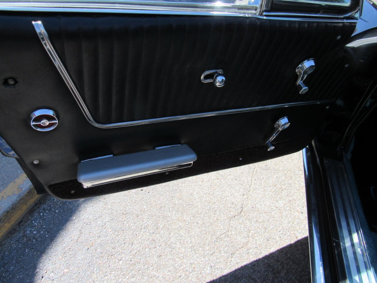 Chevrolet Corvette Stingray Convertible  1963
