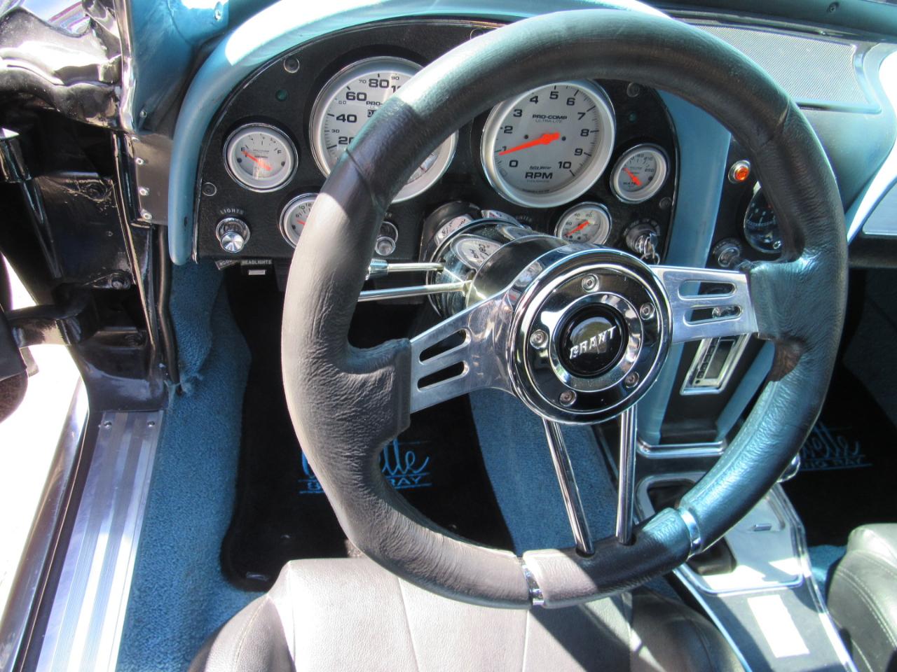Chevrolet Corvette Stingray Convertible  1963