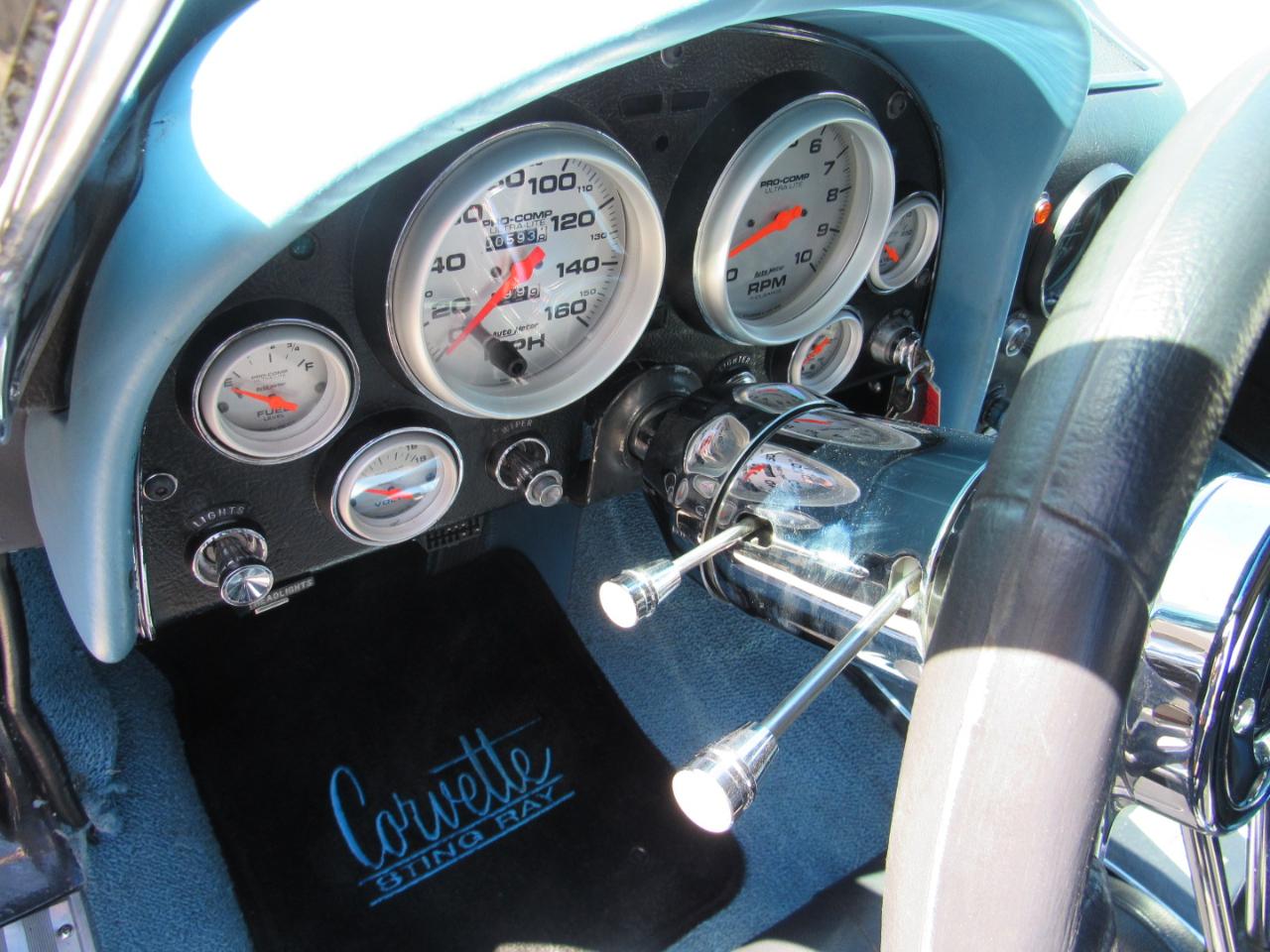 Chevrolet Corvette Stingray Convertible  1963