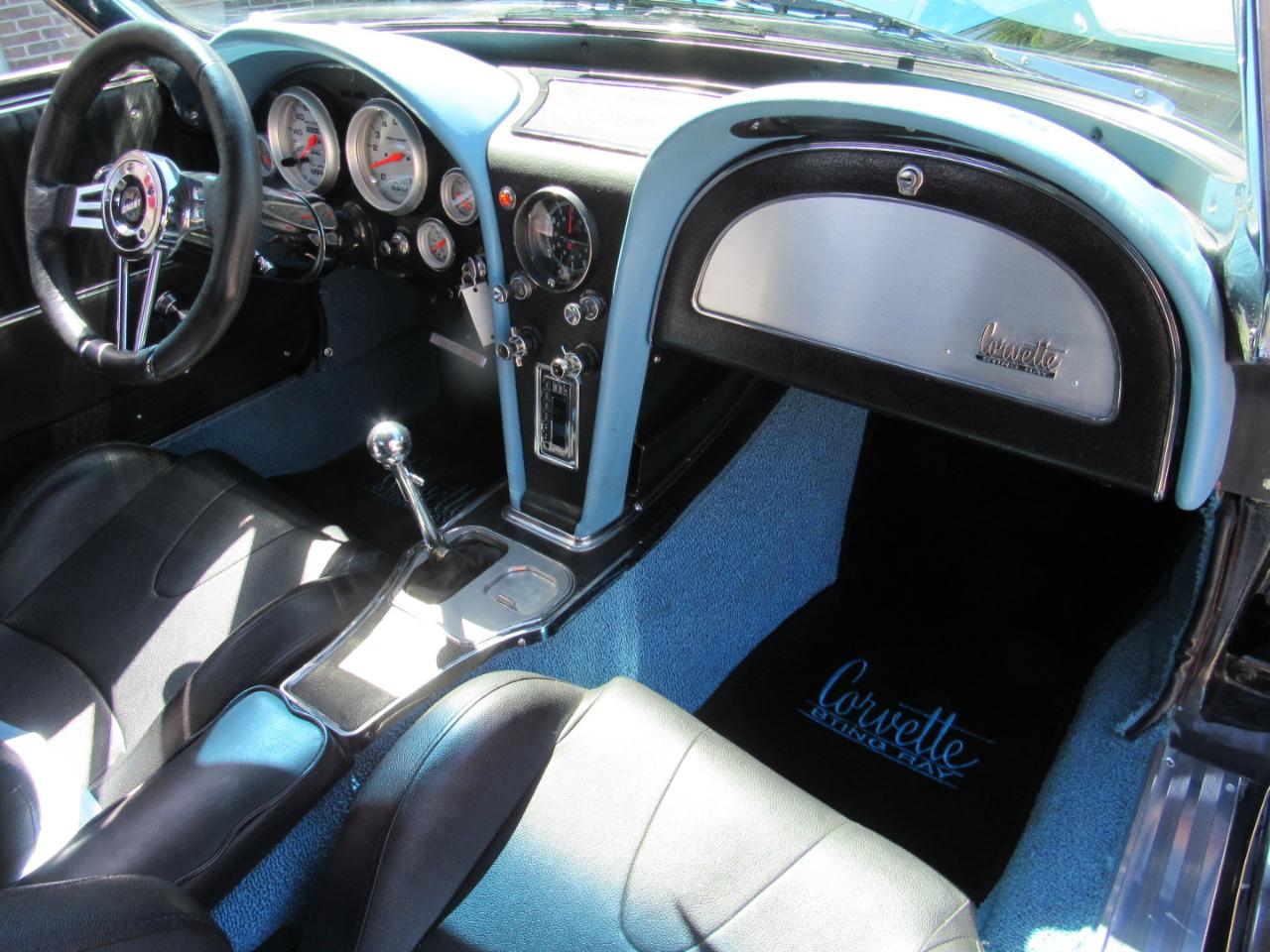 Chevrolet Corvette Stingray Convertible  1963