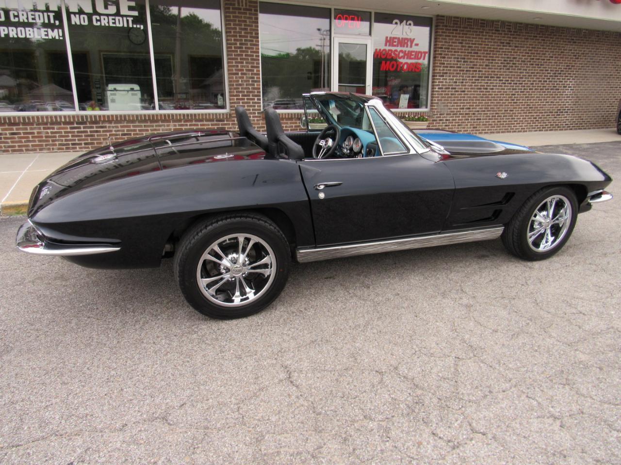 Chevrolet Corvette Stingray Convertible  1963