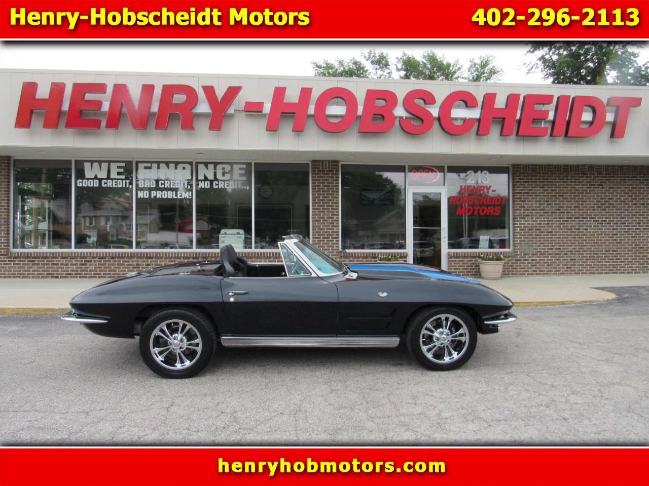 1963 Chevrolet Corvette Stingray Convertible 