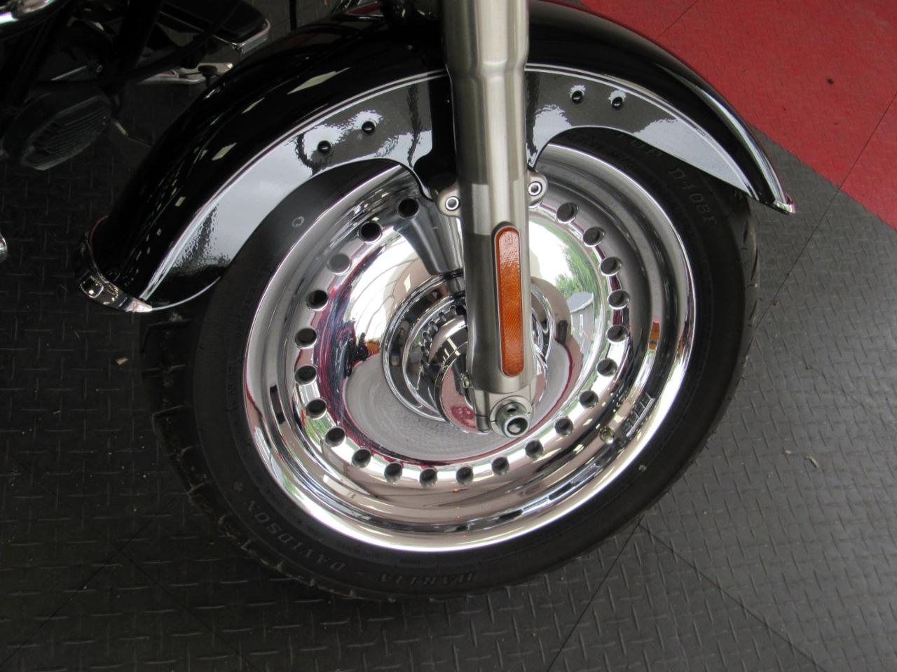 Harley-Davidson Fat Boy  2013