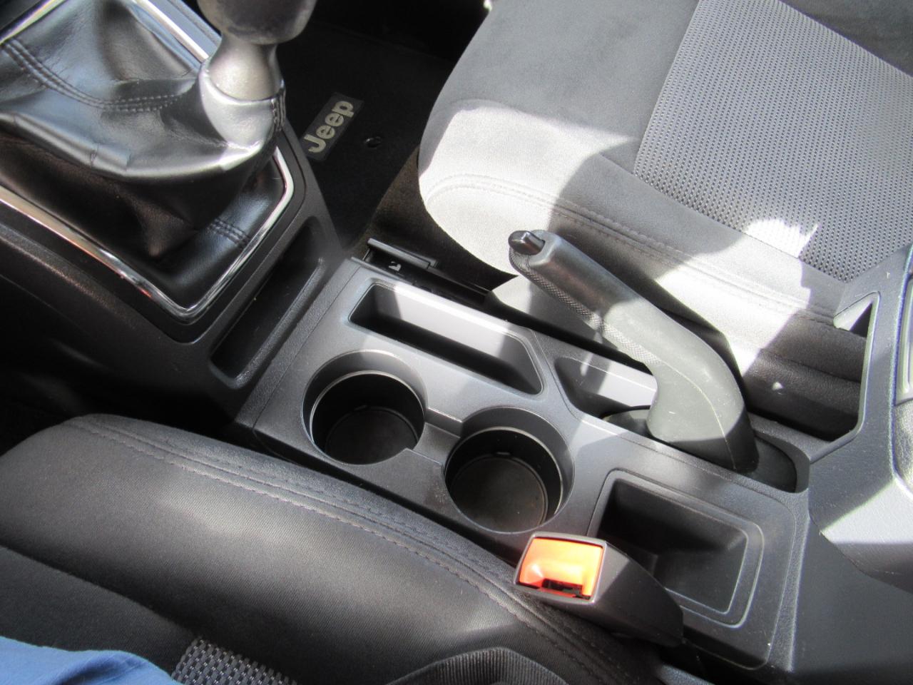 Jeep Patriot Sport FWD 2013