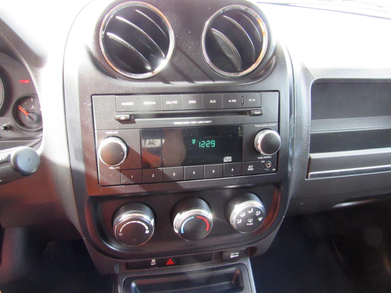 Jeep Patriot Sport FWD 2013