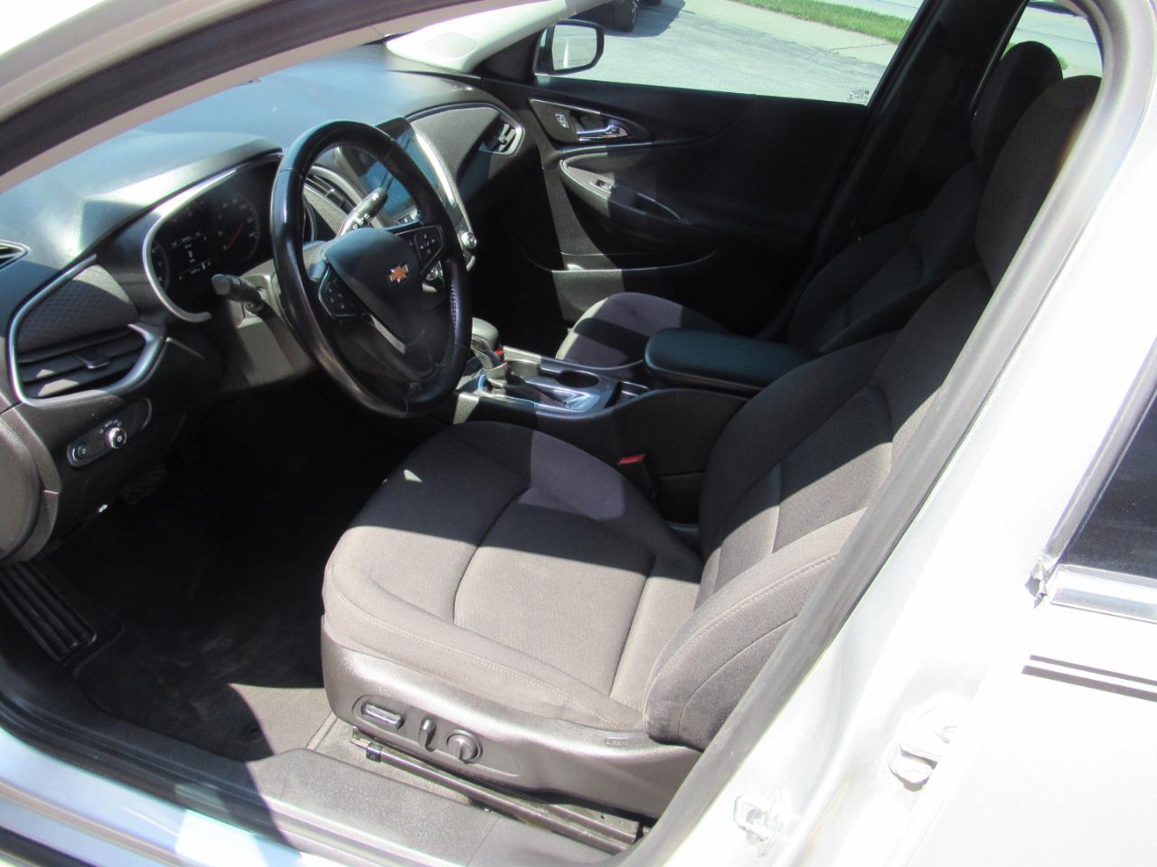 Chevrolet Malibu RS 2021