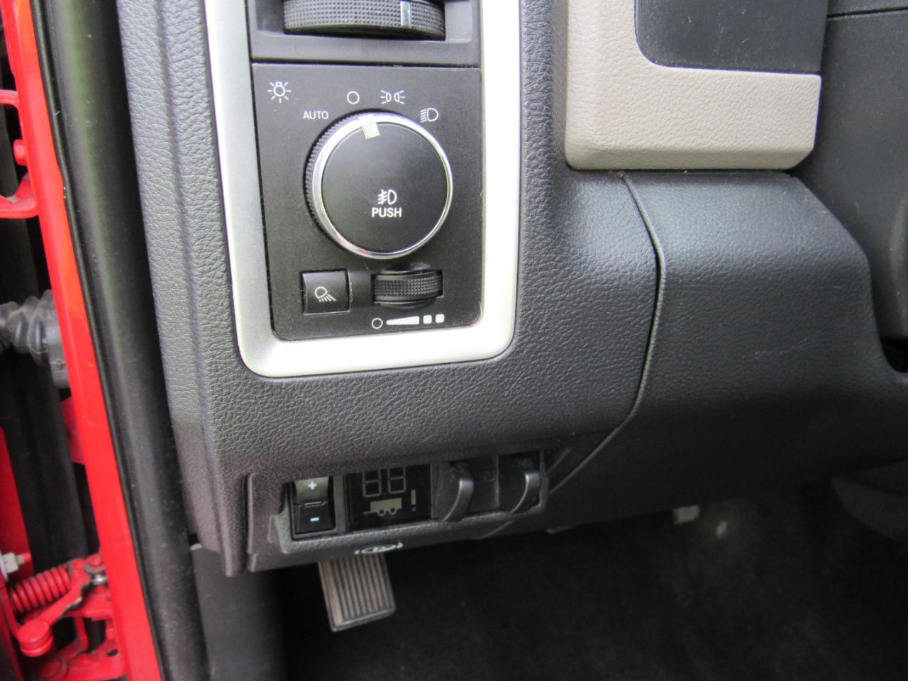 RAM 2500 Big Horn Crew Cab 4WD 2011