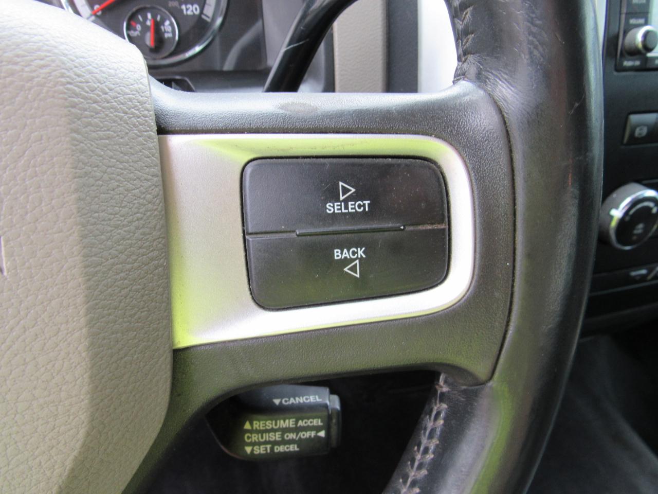 RAM 2500 Big Horn Crew Cab 4WD 2011