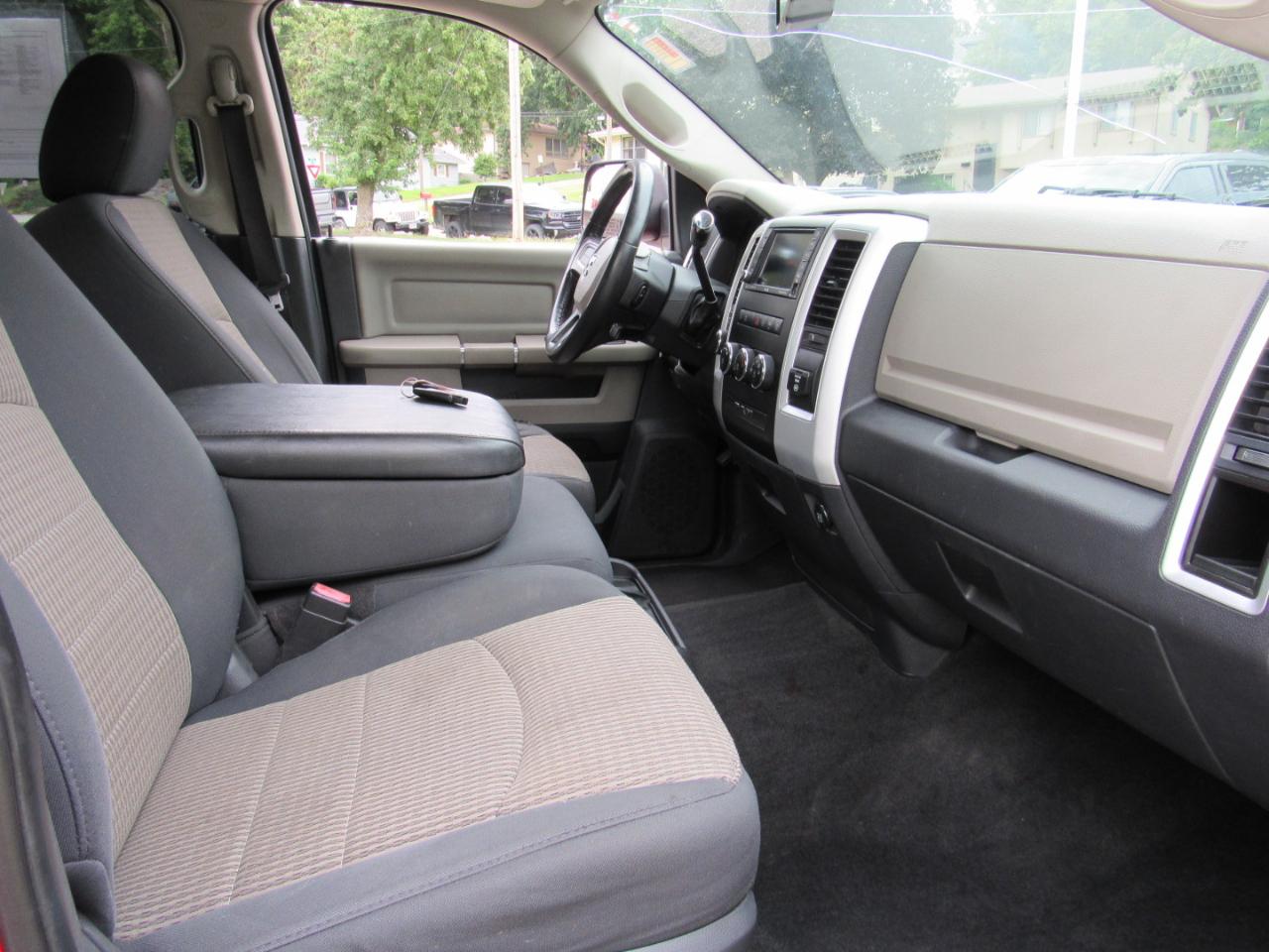 RAM 2500 Big Horn Crew Cab 4WD 2011