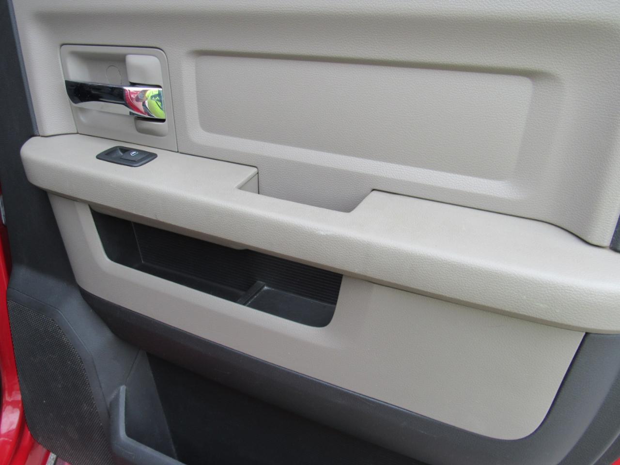 RAM 2500 Big Horn Crew Cab 4WD 2011