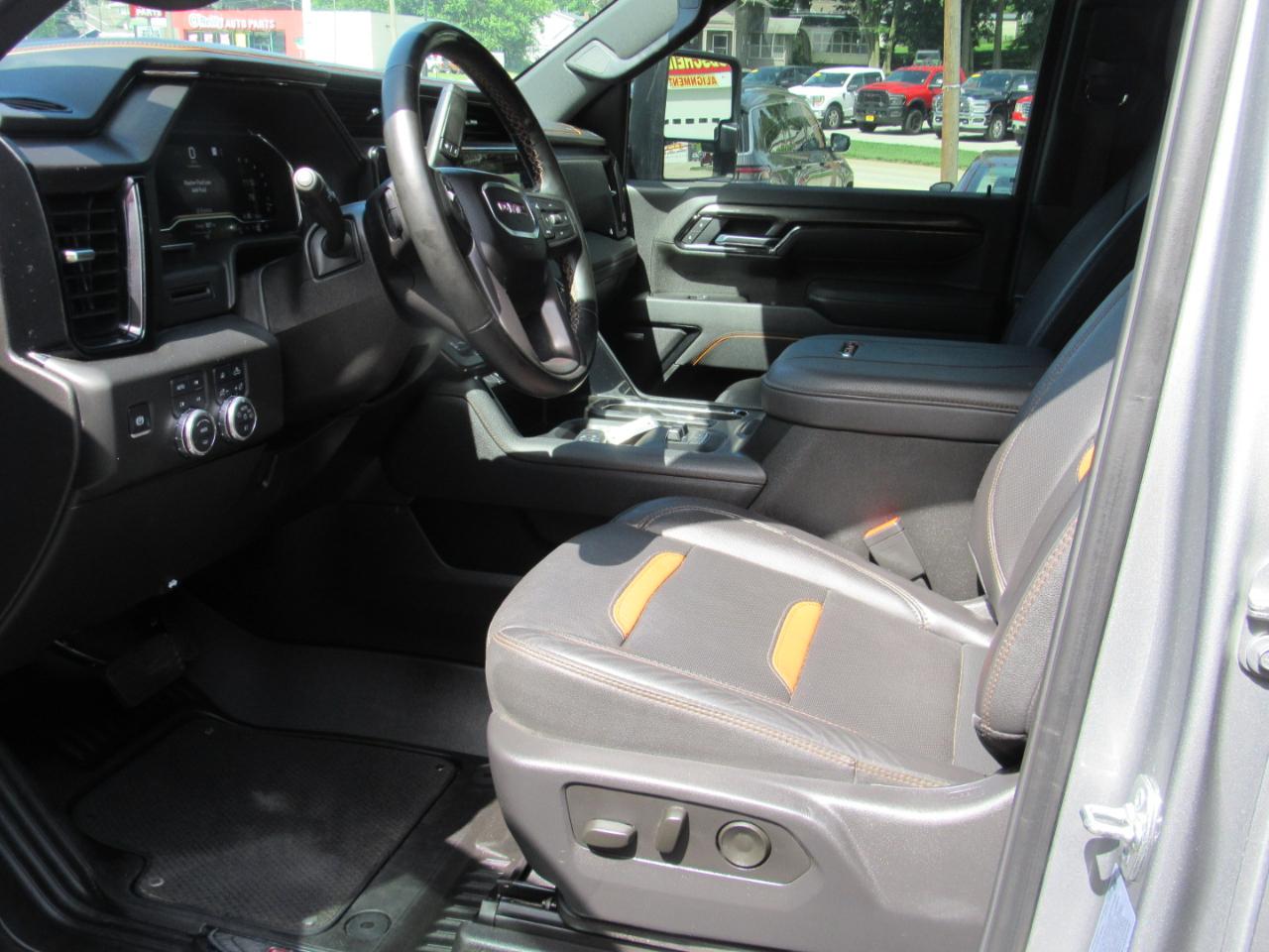 GMC Sierra 2500HD  2025