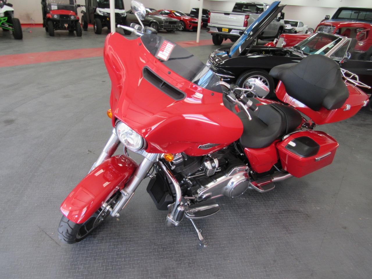 Harley-Davidson Street Glide  2023
