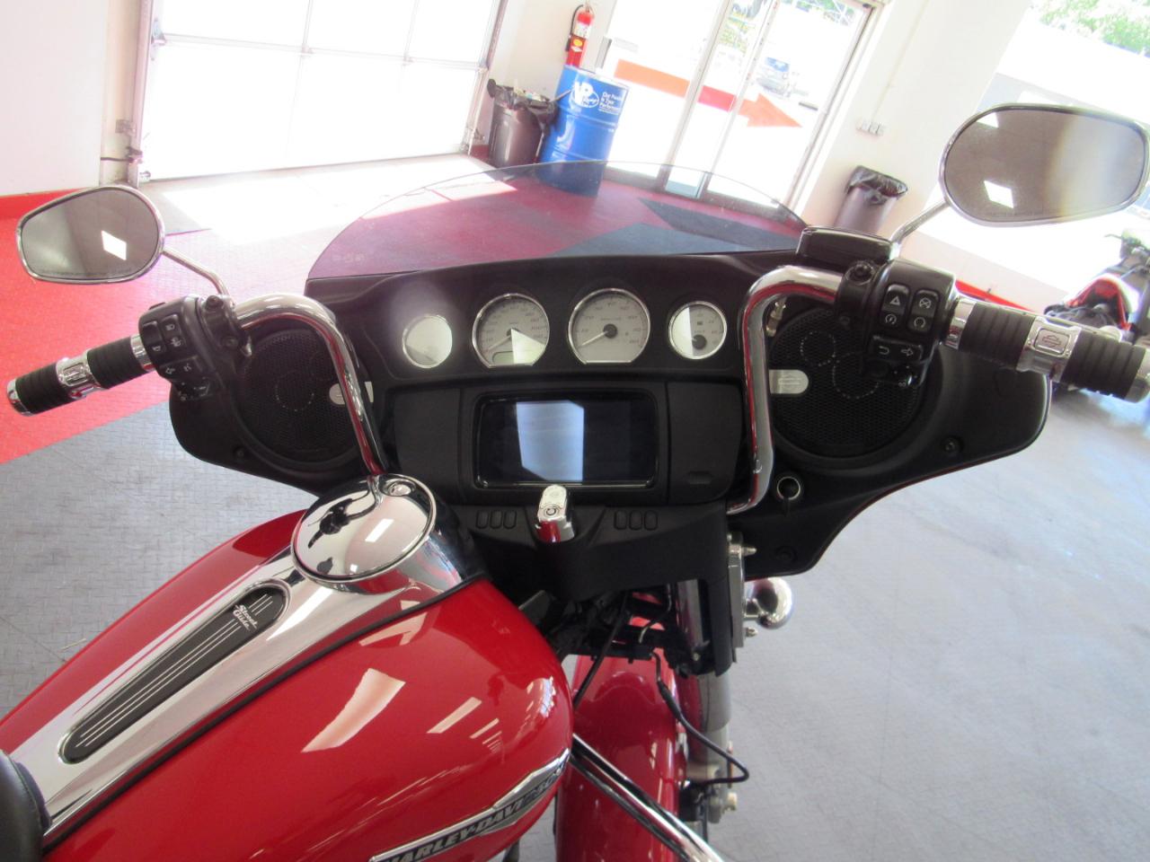 Harley-Davidson Street Glide  2023
