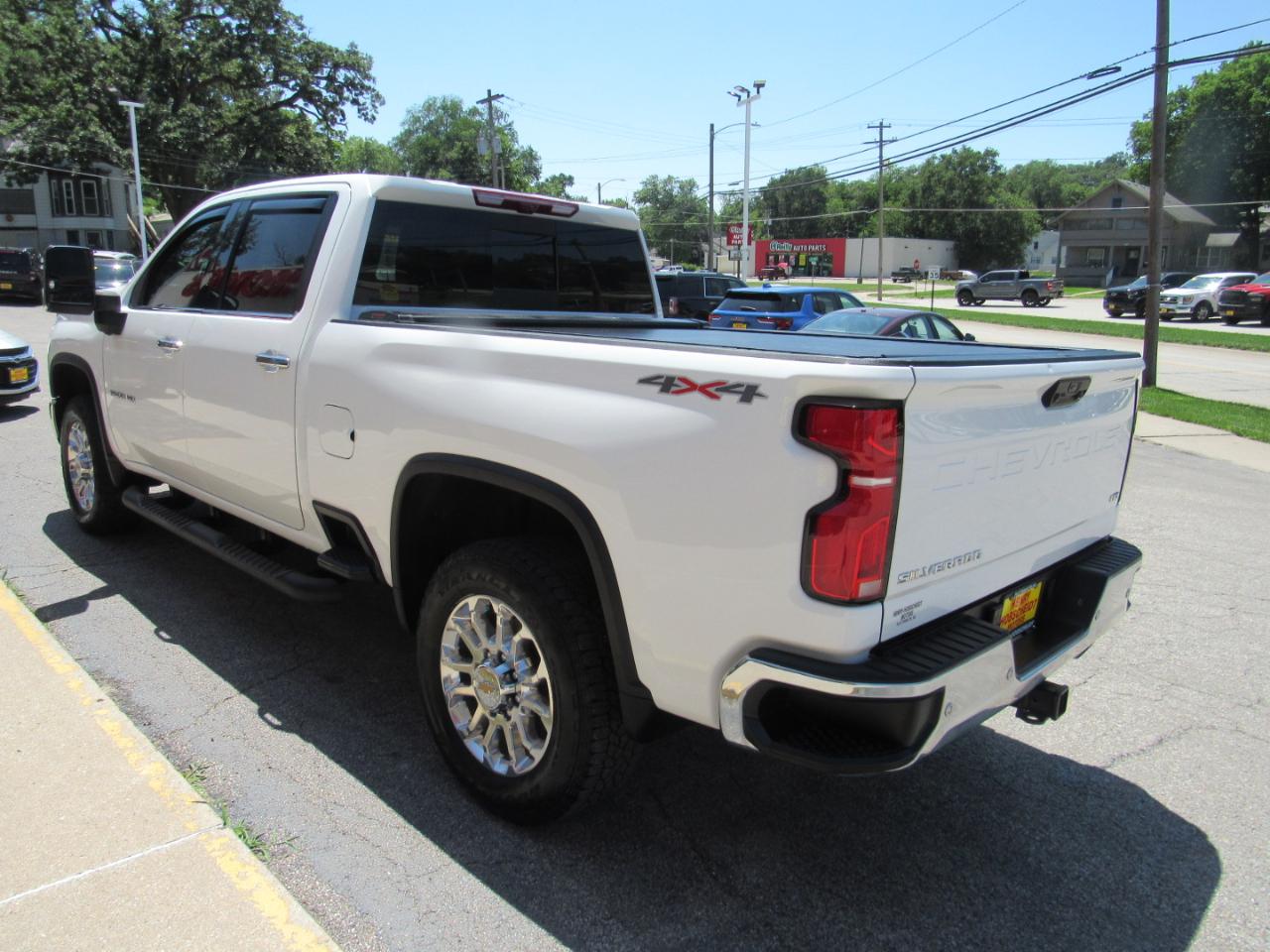 Chevrolet Silverado 2500HD LTZ Crew Cab 4WD 2025