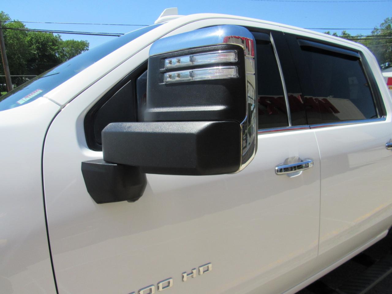 Chevrolet Silverado 2500HD LTZ Crew Cab 4WD 2025