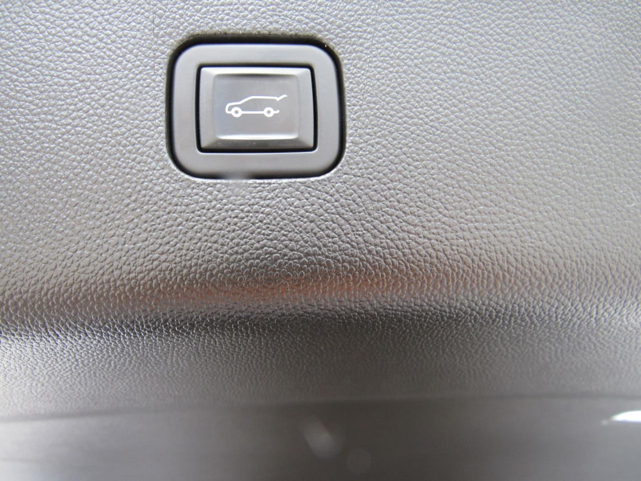 Buick Enclave  2021
