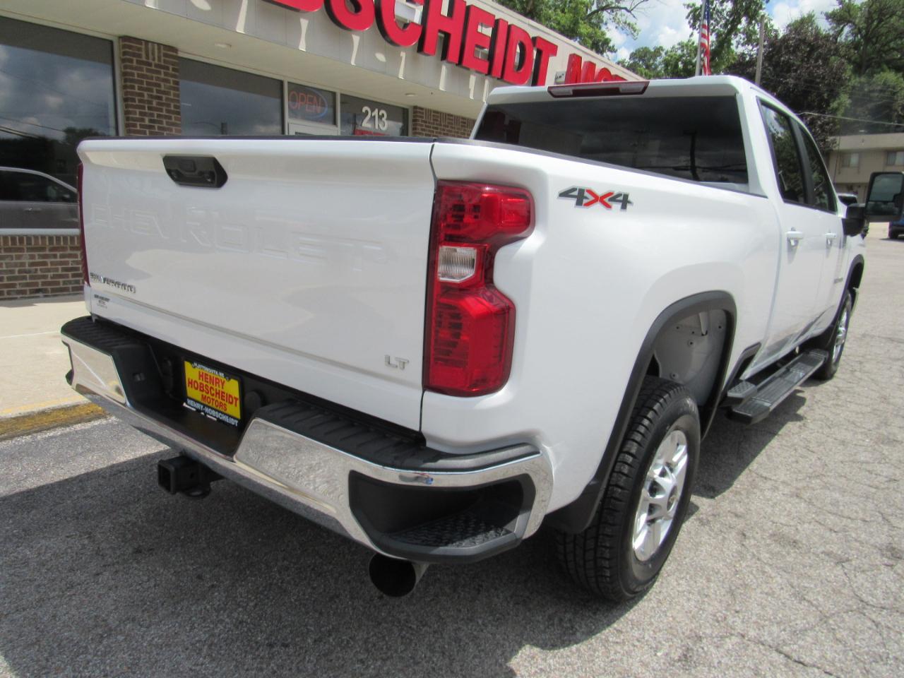 Chevrolet Silverado 2500HD LT Crew Cab 4WD 2025