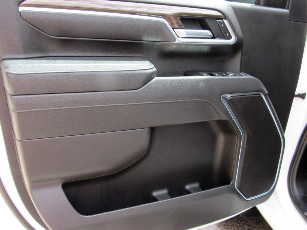 Chevrolet Silverado 2500HD LT Crew Cab 4WD 2025