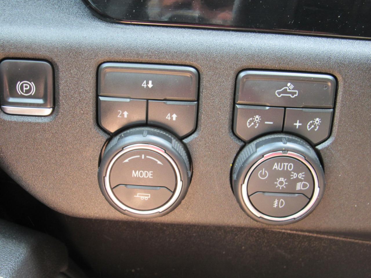 Chevrolet Silverado 2500HD LT Crew Cab 4WD 2025