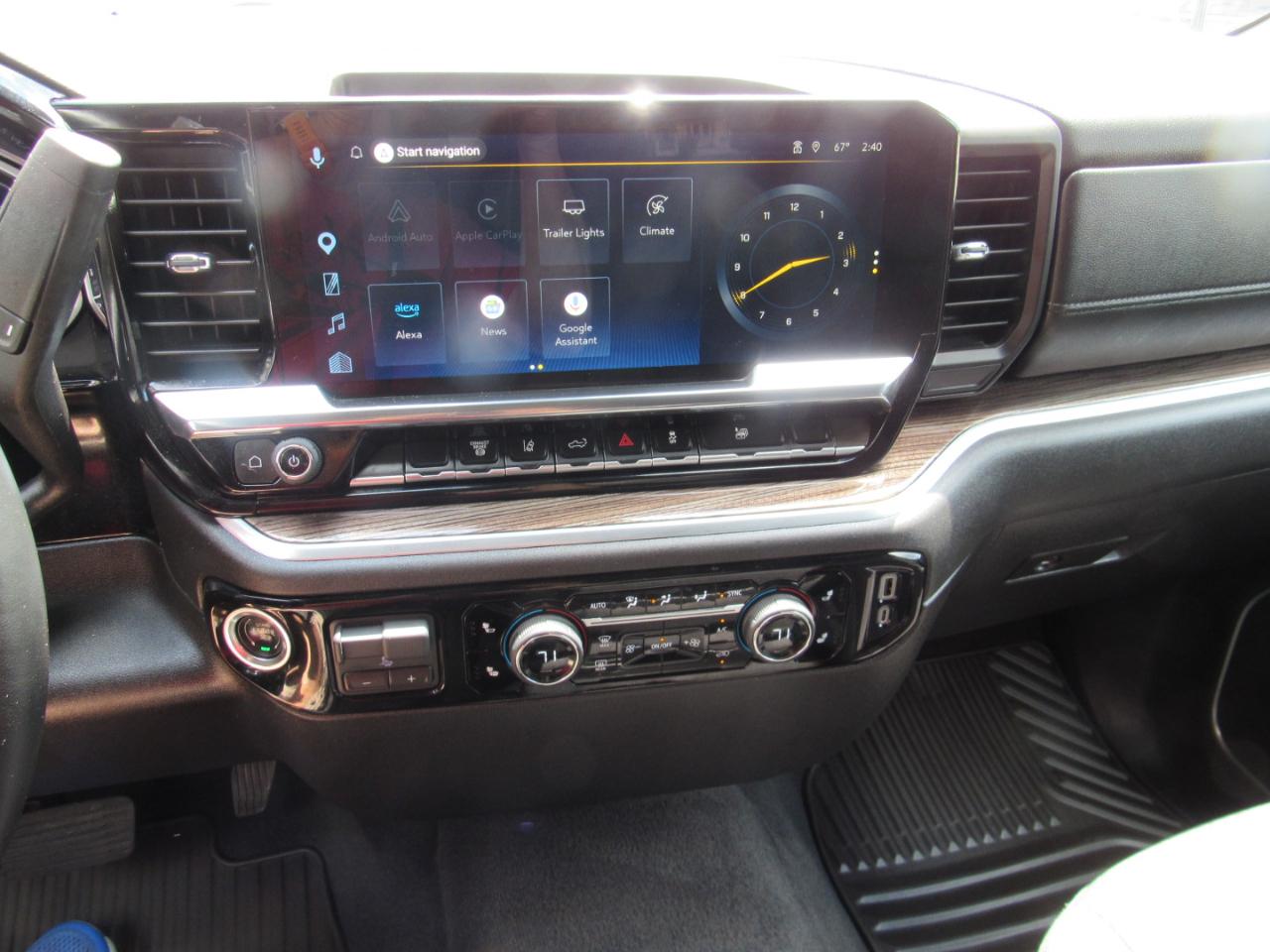 Chevrolet Silverado 2500HD LT Crew Cab 4WD 2025