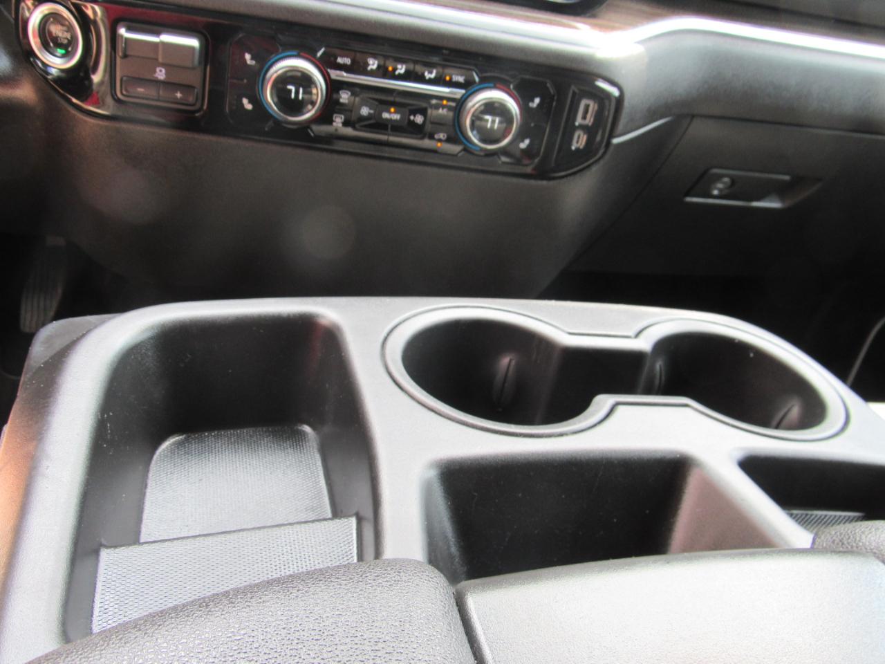 Chevrolet Silverado 2500HD LT Crew Cab 4WD 2025