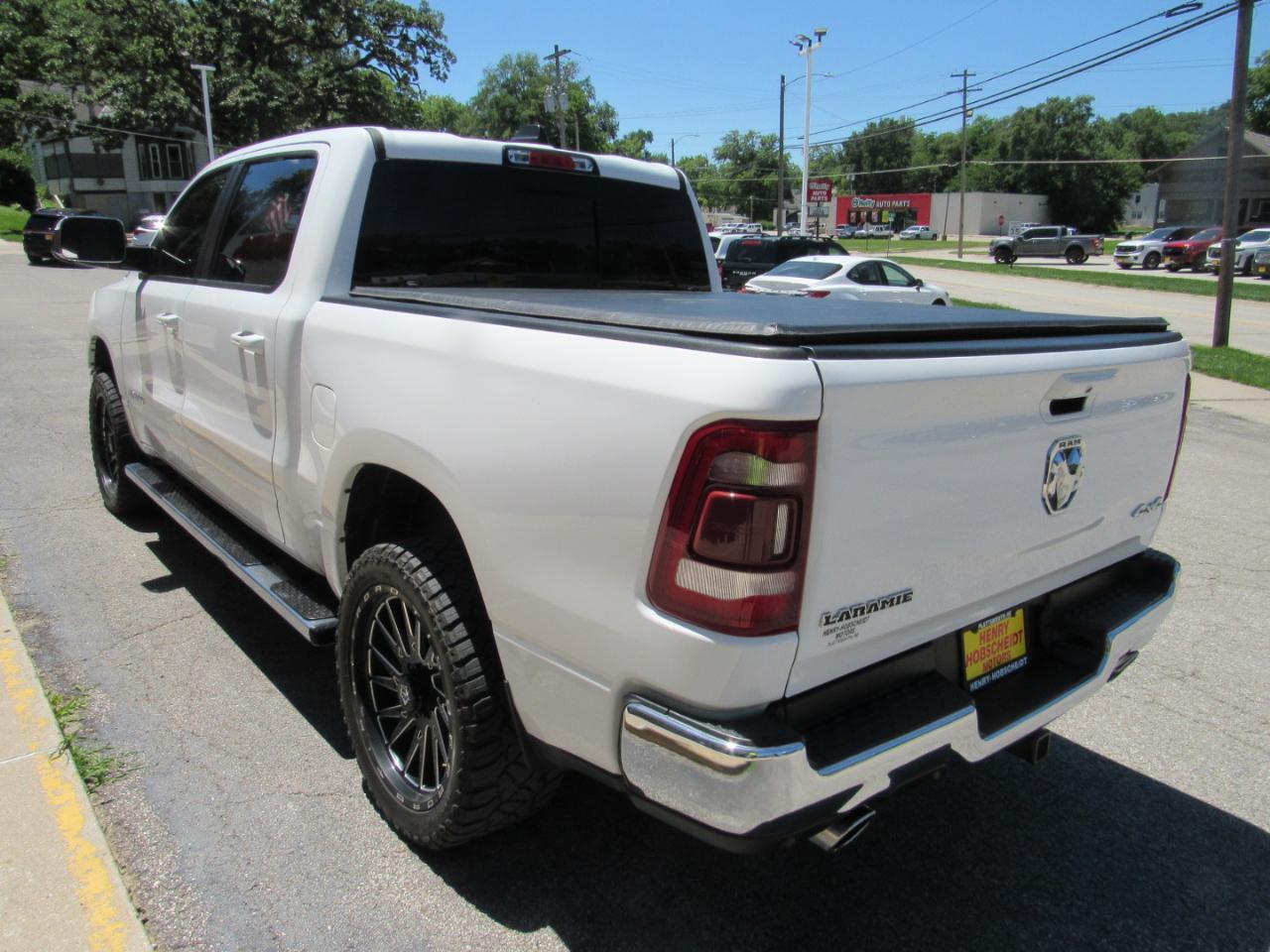 RAM 1500 Laramie Crew Cab 4WD 2023