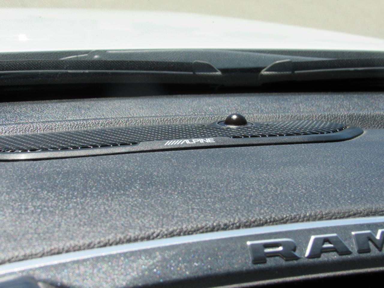 RAM 1500 Laramie Crew Cab 4WD 2023