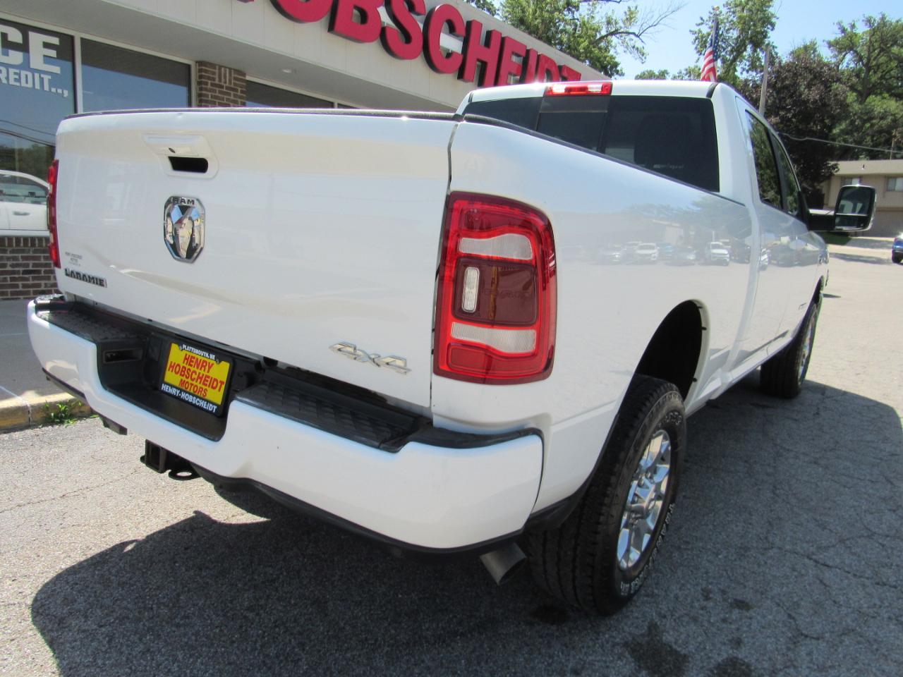 RAM 2500 Laramie Crew Cab 4WD 2024