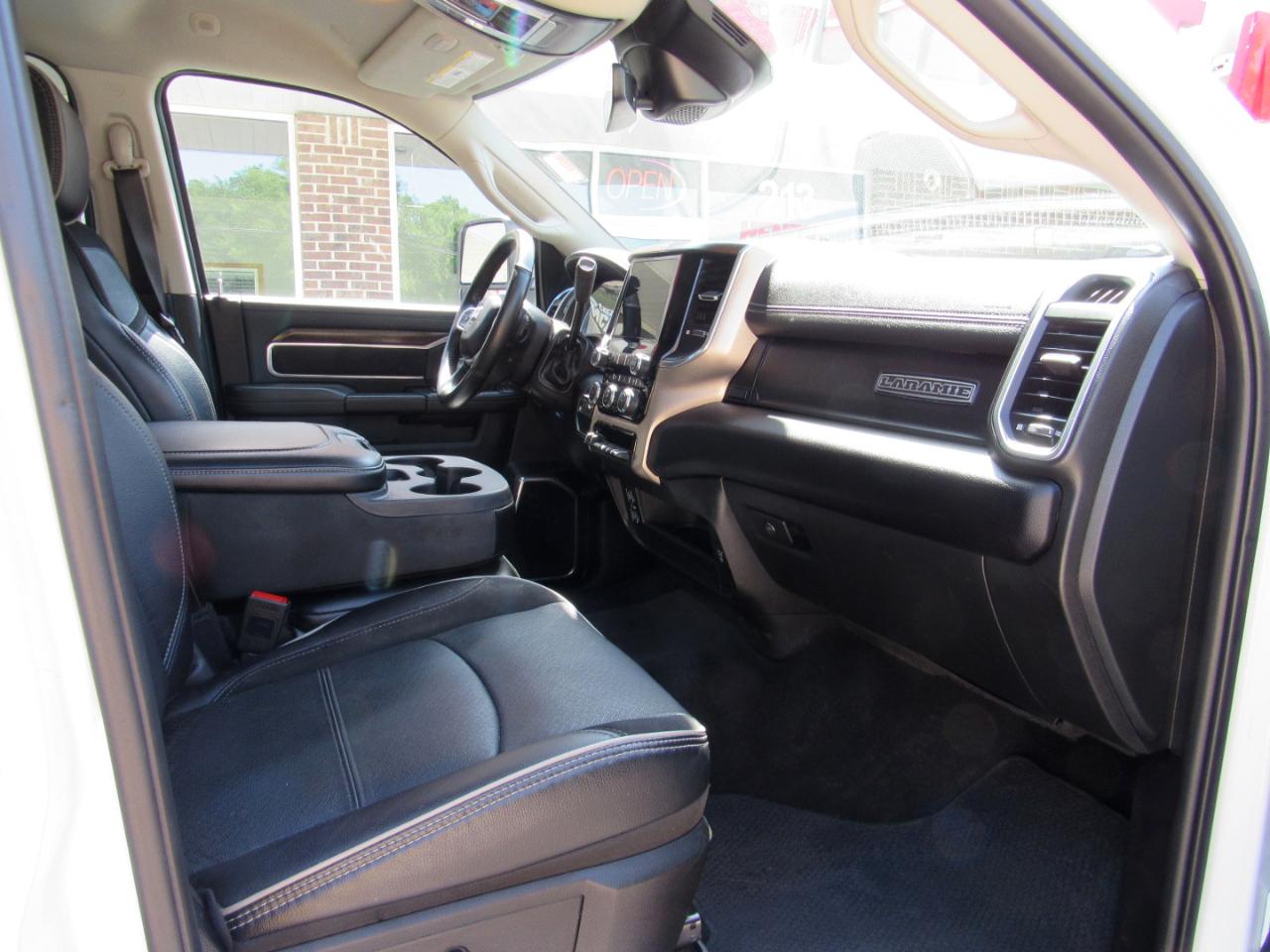 RAM 2500 Laramie Crew Cab 4WD 2024